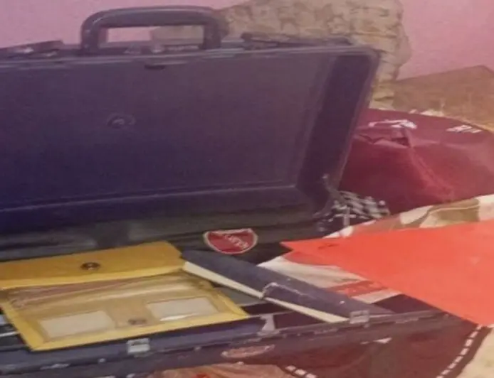 Gamharia Theft : गम्हरिया में सूने घर से लाखों के गहने और नकदी पार, मदद करने के बजाय पीड़ित को ही डांटने लगी पुलिस