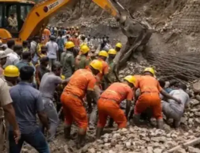 Gurugram Tragedy : गुरुग्राम में मिट्टी धंसने से 7 मजदूरों की दर्दनाक मौत, जमशेदपुर के 5 घरों के बुझ गए चिराग