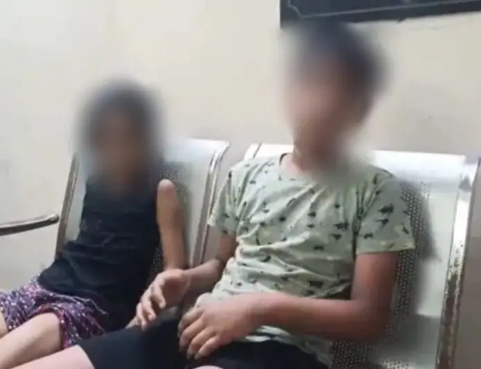 Jugsalai Violence: क्रूर शिक्षक, कम नंबर आने पर मासूमों की बेरहमी से पिटाई, बच्ची की उंगली तोड़ी, जुगसलाई में शर्मनाक वारदात