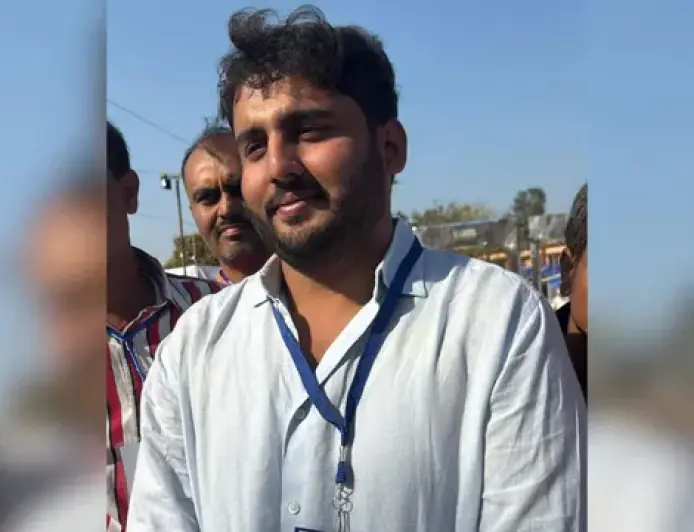 Adityapur Election: आदित्यपुर में डिप्टी मेयर चुनाव का रोमांचक अंत, 1 वोट से पलटी बाजी, मलखान सिंह के भतीजे अंकुर सिंह ने मारी बाजी