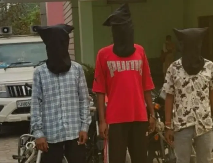 Golmuri Raid : जमशेदपुर में शातिर वाहन चोरों का अंत, सीसीटीवी ने खोला 5 बाइकों का राज, गोलमुरी पुलिस ने बिछाया जाल