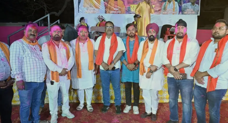 Golmuri Holi : जोगीरा और ठंडाई के साथ अखिल भारतीय युवा संघ का जश्न, राजनीतिक मतभेद मिटाकर गले मिले दिग्गज