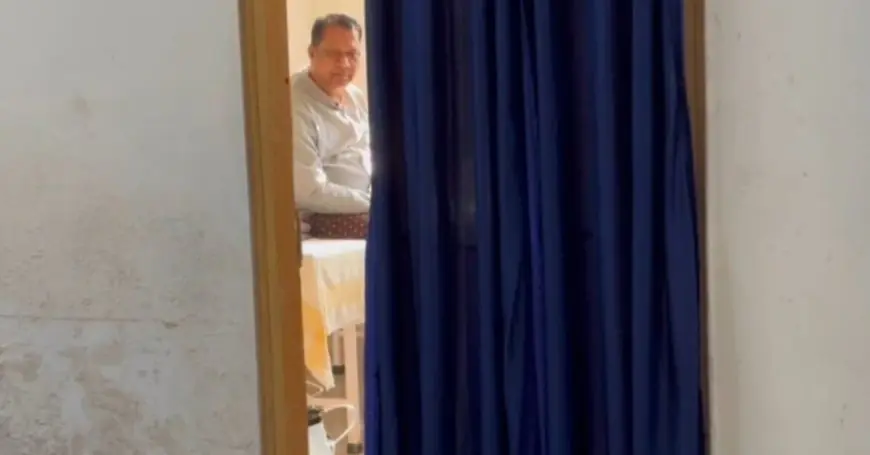 Dhanbad ACB Raid : 15 करोड़ का जमादार,  रिटायर्ड सिपाही के पास मिली करोड़ों की दौलत