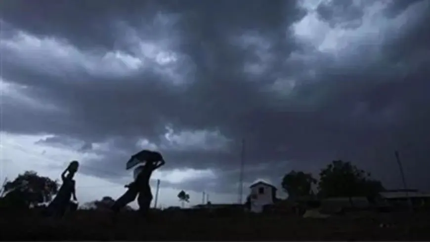 Jharkhand Weather Update : झारखंड में अगले 3 दिन आंधी-बारिश का येलो अलर्ट, भीषण गर्मी के बीच प्रकृति का यू-टर्न