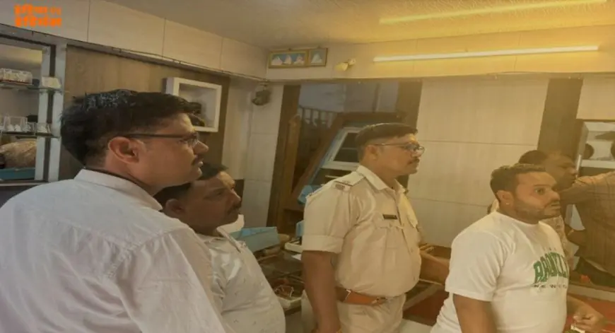 Dhanbad Heist:  बाघमारा में अलंकार ज्वेलर्स की दीवार काटकर 22 लाख की बड़ी चोरी, सीसीटीवी ढककर दिया चकमा