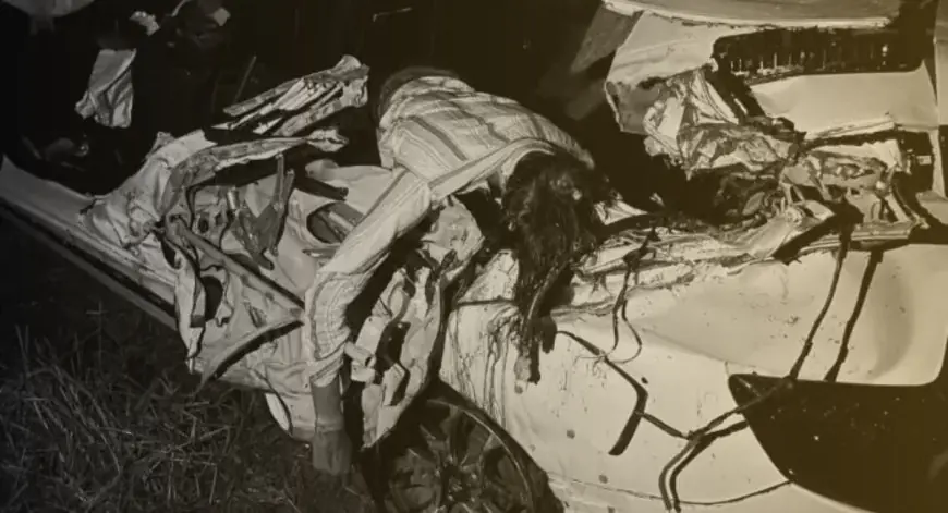 Dhalbhumgarh Crash : धालभूमगढ़ में पुआल लदे ट्रैक्टर से भिड़ी तेज रफ्तार कार, एक युवक की मौके पर मौत, दो गंभीर रूप से घायल