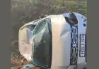 Ramgarh Accident: रजरप्पा मुख्य मार्ग पर अनियंत्रित होकर गड्ढे में गिरी बिहार की कार, बाल-बाल बचे श्रद्धालु, बोतल मोड़ पर मची चीख-पुकार