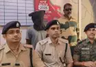 Godda Murder: गोड्डा में ईंट से कूचकर हुई सुधांशु की हत्या का राज खुला, 19 साल का कातिल लोबिन सोरेन गिरफ्तार