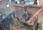Jamshedpur Arson: नशेड़ी ने मां-पत्नी-बच्चों को निकाल अपना ही घर फूंका, सिलेंडर से उड़ सकती थी बस्ती