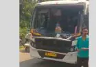 Patamda Bus Crash: सिक्सर बस ने पिकअप वैन को पीछे से मारी टक्कर, बस का शीशा बिखरा, हताहत नहीं