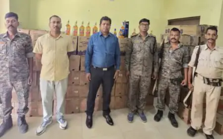 Seraikela Raid: सरायकेला के मिरुडीह में अवैध अंग्रेजी शराब फैक्ट्री का भंडाफोड़, रात भर चली छापेमारी, ब्रांडेड बोतलों में भरा जा रहा था मौत का केमिकल