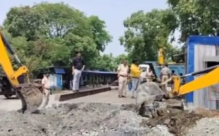 Potka Action: पोटका के तुड़ी मौजा में सरकारी जमीन पर अवैध कब्जा जमींदोज, अंचलाधिकारी के सख्त तेवर से ठेकेदारों में मचा हड़कंप