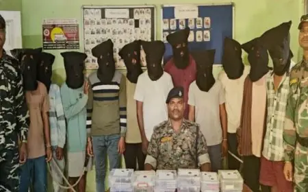 Deoghar Cyber Crackdown : देवघर के जंगलों से चल रहा था ठगी का काला साम्राज्य, 11 साइबर अपराधी गिरफ्तार