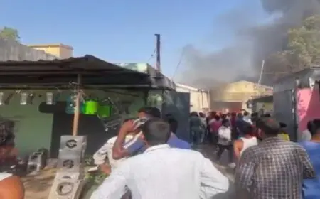 Sundernagar Fire : सुंदरनगर के बिस्कुट गोदाम में भयंकर अगलगी, धू-धू कर जला लाखों का माल, इलाके में मची भारी अफरा-तफरी