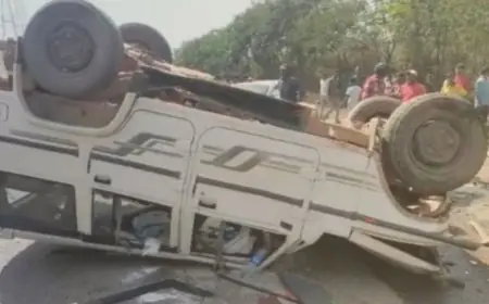 Chawka Crash: NH-33 पर बोलेरो और स्विफ्ट में आमने-सामने की भिड़ंत, एक की मौत और कई घायल, चौका में मची चीख-पुकार