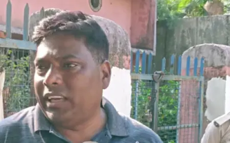 Jamshedpur Fake Cop : एरोड्रम मोड़ पर तीन युवकों ने खुद को बताया पुलिस, आईकार्ड दिखाकर जेवर उतारने का दबाव बनाया