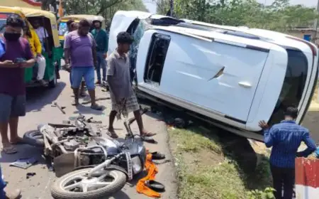 Potka Mass Casualty: रेलवे क्रॉसिंग पर अनियंत्रित कार ने मैजिक और दो बाइकों को रौंदा, एक की मौत, 11 घायल