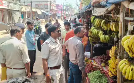 Baharagora Big Move: बाजार से हटाया अवैध कब्जा, अब 8 से 8 बजे तक भारी वाहनों पर पूर्ण प्रतिबंध