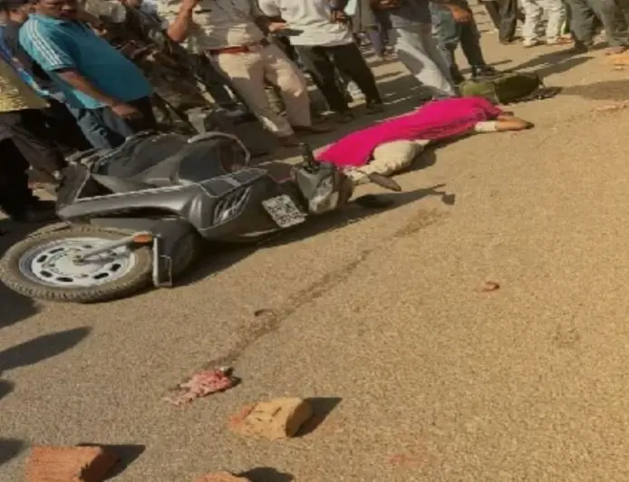 Ranchi Accident : रांची में महिला सिपाही रंजिता एक्का की दर्दनाक मौत, हाईकोर्ट ड्यूटी जाते वक्त अज्ञात वाहन ने कुचला, रातू में मचा कोहराम