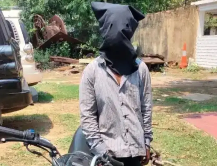 Golmuri Arrest: गोलमुरी में चोरी की बाइक के साथ धरा गया शातिर सोनू, चेकिंग देख भागने की कोशिश पड़ी भारी, साकची से उड़ाई थी गाड़ी