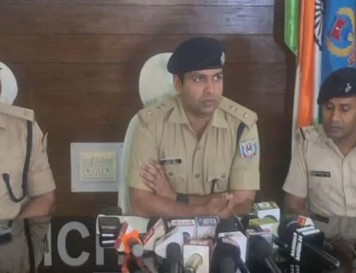 Ranchi Raid :  रांची में थार से सप्लाई हो रही थी ब्राउन शुगर, पिस्टल और 4.5 लाख कैश के साथ दो तस्कर धरे गए