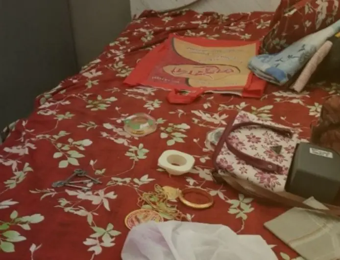 Adityapur Theft: आदित्यपुर में उपनयन संस्कार में कोलकाता गया था परिवार, पीछे से चोरों ने घर का ताला तोड़कर साफ किया हाथ