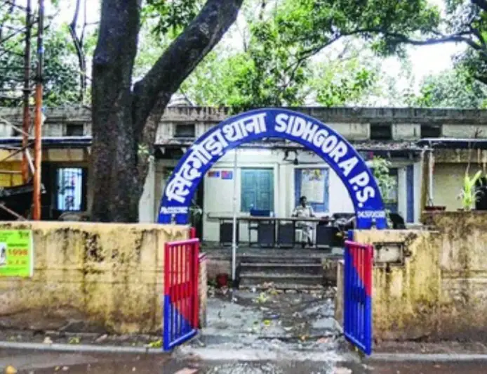 Sidhgora Arrest: सिदगोड़ा में 3 किलो गांजा के साथ परसुडीह का युवक गिरफ्तार, टाइगर मोबाइल ने ओल्ड बारीडीह में दबोचा