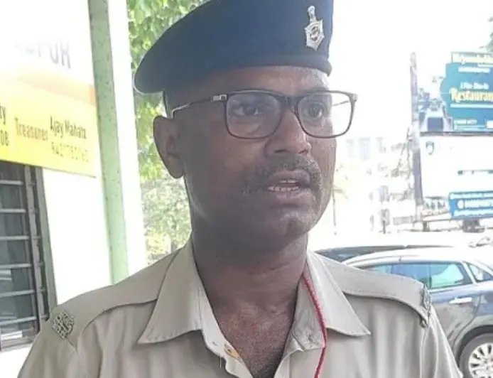 Jamshedpur Custody Clash: बेटी की शादी के लिए छुट्टी मांगने पर होमगार्ड जवान के साथ कथित मारपीट, तीन पुलिसकर्मियों पर आरोप