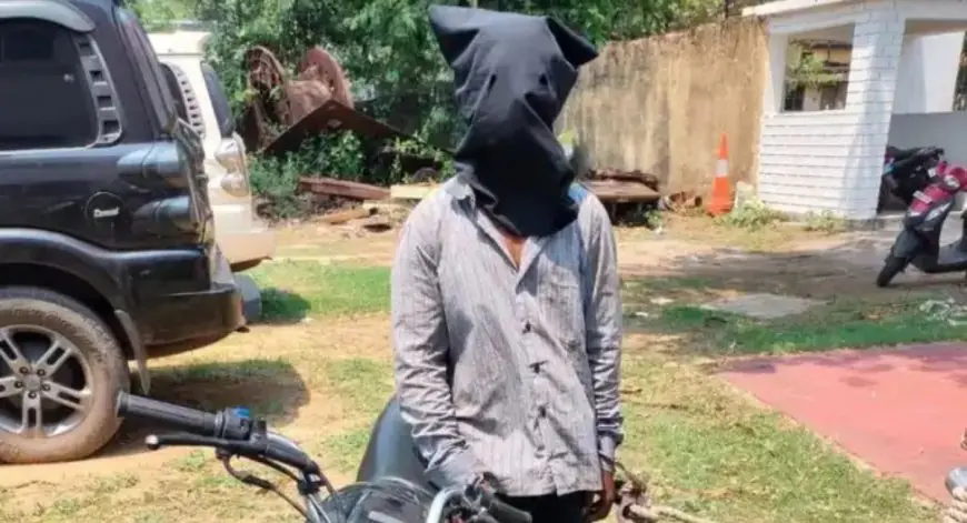 Golmuri Arrest: गोलमुरी में चोरी की बाइक के साथ धरा गया शातिर सोनू, चेकिंग देख भागने की कोशिश पड़ी भारी, साकची से उड़ाई थी गाड़ी