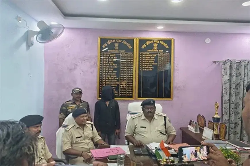 Simdega Raid: सिमडेगा में प्रतिबंधित कैप्सूल का सौदागर शेख अराफात गिरफ्तार, जाहिद खलिफा के कबूलनामे के बाद पुलिस का बड़ा एक्शन