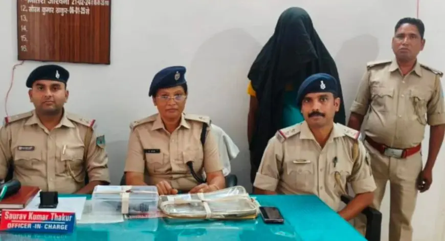 Godda Raid: गोड्डा में ससुर के कमरे से निकले दो देसी कट्टे, बहू फूलन देवी ने थाने जाकर खुलवाई पोल, पुलिस ने ससुर को दबोचा