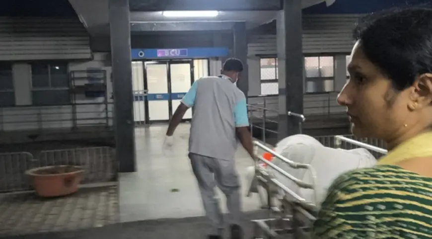 Bishtupur Attack: बिष्टुपुर टीएफए के पास महिला दुकानदार पर उड़ेल दी खौलती चाय, बुरी तरह झुलसी पीड़िता टीएमएच में भर्ती