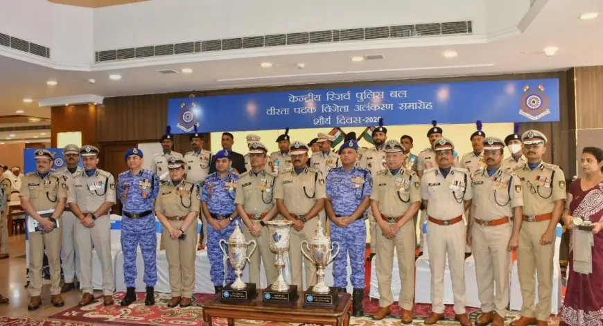 Jamshedpur Honour : 106 RAF वाहिनी बनी देश की सर्वश्रेष्ठ परिचालनिक यूनिट, दिल्ली में मिला सम्मान, सुंदरनगर कैंप में मना जीत का जश्न
