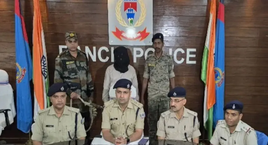 Ranchi Raid : लालपुर में कॉलेज छात्रों को ड्रग्स बेचता अनिल रजक गिरफ्तार, रेडियम रोड के घर में पुलिस की रेड