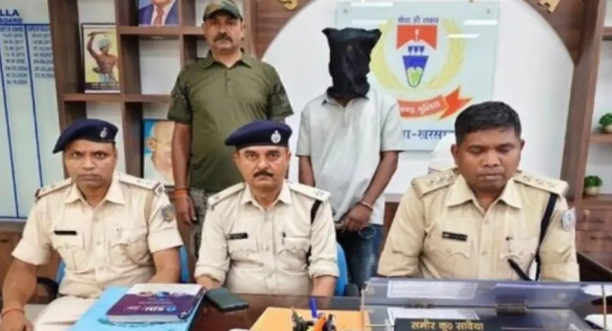 Gamharia Arrest: गम्हारिया शराब दुकान में पिस्टल सटाकर मांगी रंगदारी, आदित्यपुर का शातिर गुल्लू गिरफ्तार, हथियार बरामद