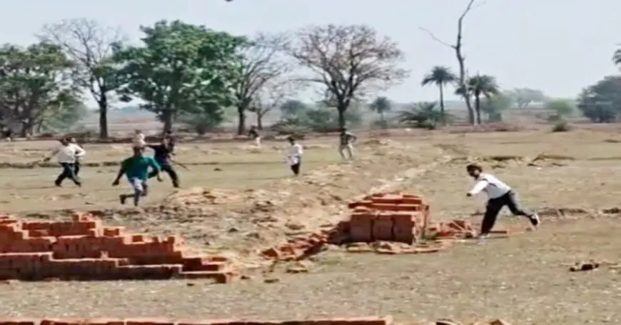 Giridih Conflict: गिरिडीह में गैरमजरुआ जमीन पर खूनी संघर्ष, जमकर चले पत्थर, जमुआ के घोरंजो में धारा 163 लागू