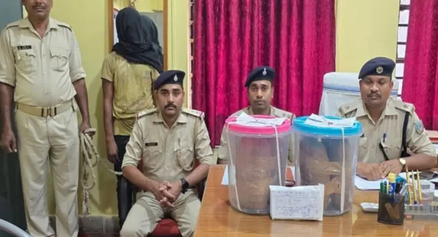 Ranchi Ganja Haul: 19 साल का युवक संबलपुर से 4 किलो गांजा लाया, बस स्टैंड पर दबोचा