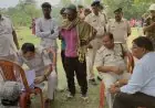 Pakur Murder : पति ने घरेलू विवाद में पत्नी-बेटी की हत्या की, शव PM आवास में दफनाए