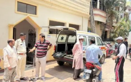 Mango Truck Accident: गैस सिलिंडर से भरे ट्रक ने स्कूटी सवार दंपति को मारी टक्कर, 54 वर्षीय महिला की मौत