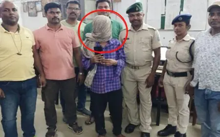 Dumka Train Accident: मोबाइल में व्यस्त था 10वीं का छात्र, ट्रेन की चपेट में आया, हॉर्न के बावजूद नहीं हटा