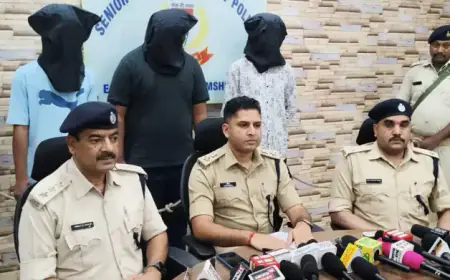 Kadma Chain Snatching: स्कूटी सवार महिला से चेन छीनने वाले तीन आरोपी गिरफ्तार, ज्वेलर भी धराया