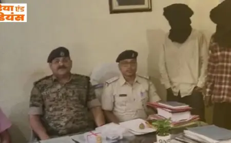 Lohardaga Action: मॉडिफाइड थार की सीट के नीचे छिपाकर ला रहे थे मौत का सामान, पुलिस ने कुजरा दुर्गा मंदिर के पास दबोचे दो रईसजादे
