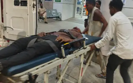 Jamshedpur Crash : एनएच-33 पर काल बनकर आई रफ्तार, अनियंत्रित होकर स्किड हुई बाइक, आदित्यपुर से ड्यूटी कर लौट रहे रोहित धीवर का फटा सिर