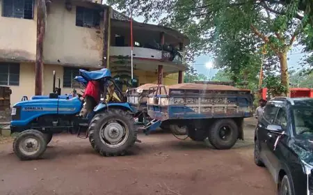 Chaibasa Raid: आधी रात को सोनुवा में खनन विभाग का छापा, अवैध बालू लदे तीन ट्रैक्टर जब्त!
