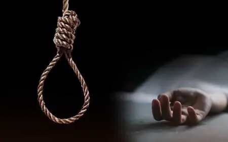 Khunti Suicide: कटहल के पेड़ से लटका मिला 25 वर्षीय प्रतीक पुरती का शव, इलाके में फैली भारी सनसनी!
