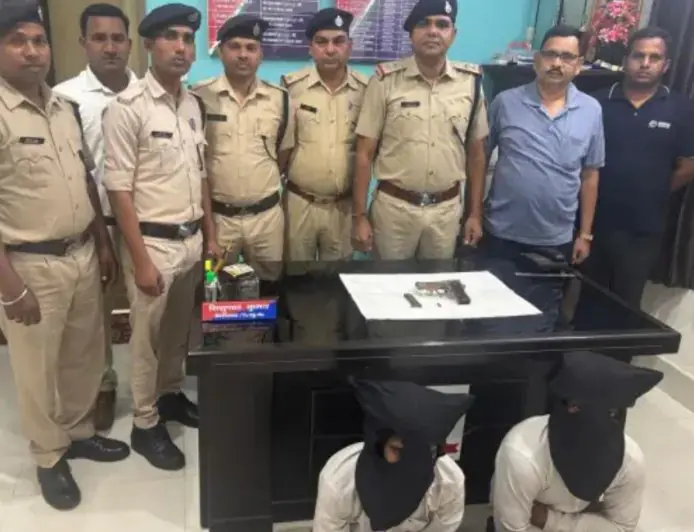 Ranchi Terror:  क्रियायोगा एक्सप्रेस में पिस्तौल लहराकर यात्रियों को धमकाया, मुस्तैद आरपीएफ ने 2 को दबोचा
