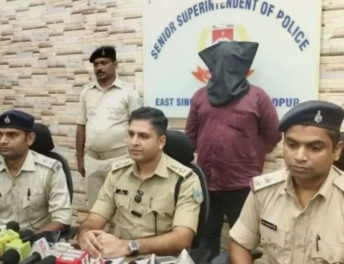Patamda Arrest: बिहार के बक्सर से 30 हजार में पिस्टल खरीदकर चमका रहा था रौब, पटमदा में रंगदारी वसूलने से पहले ही दबोचा गया शातिर अपराधी