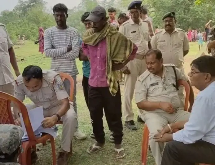 Pakur Murder : पति ने घरेलू विवाद में पत्नी-बेटी की हत्या की, शव PM आवास में दफनाए