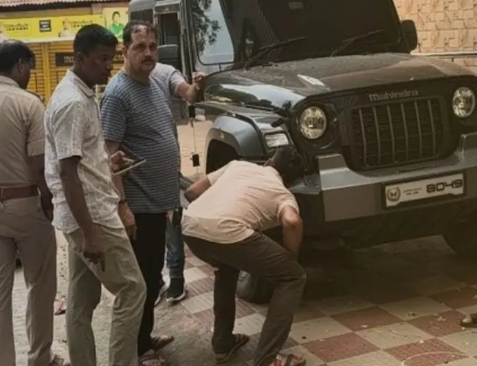 Golmuri Firing: कारोबारी राजकुमार शाह से 20 लाख की रंगदारी, इनकार पर रात के सन्नाटे में घर और कार पर ताबड़तोड़ गोलियां!