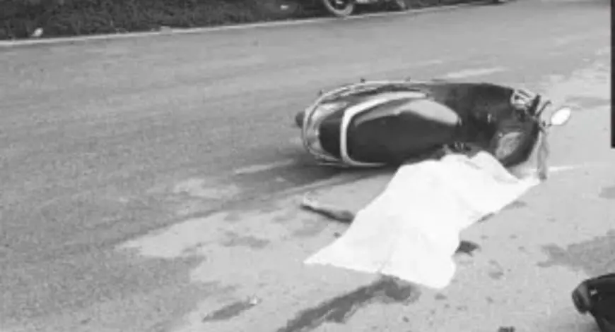 Patamda Road Accident: पिता को गए 2 माह हुए थे, अब मैजिक वैन ने ले ली बेटे की जान